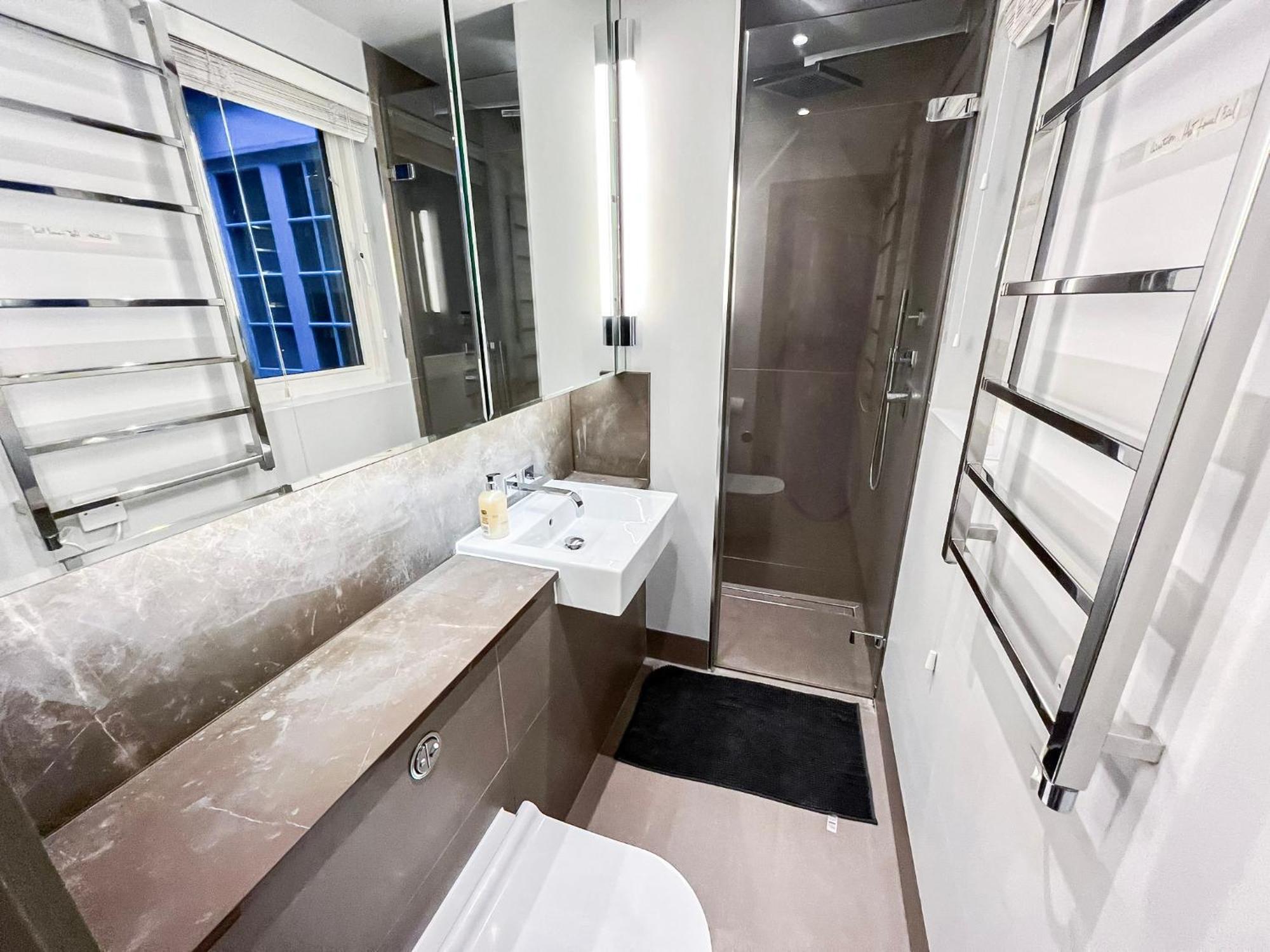 Posh 3 Bedroom Flat With Terrace And Indoor Fireplace In Mayfair, Near Hyde Park London Exterior foto