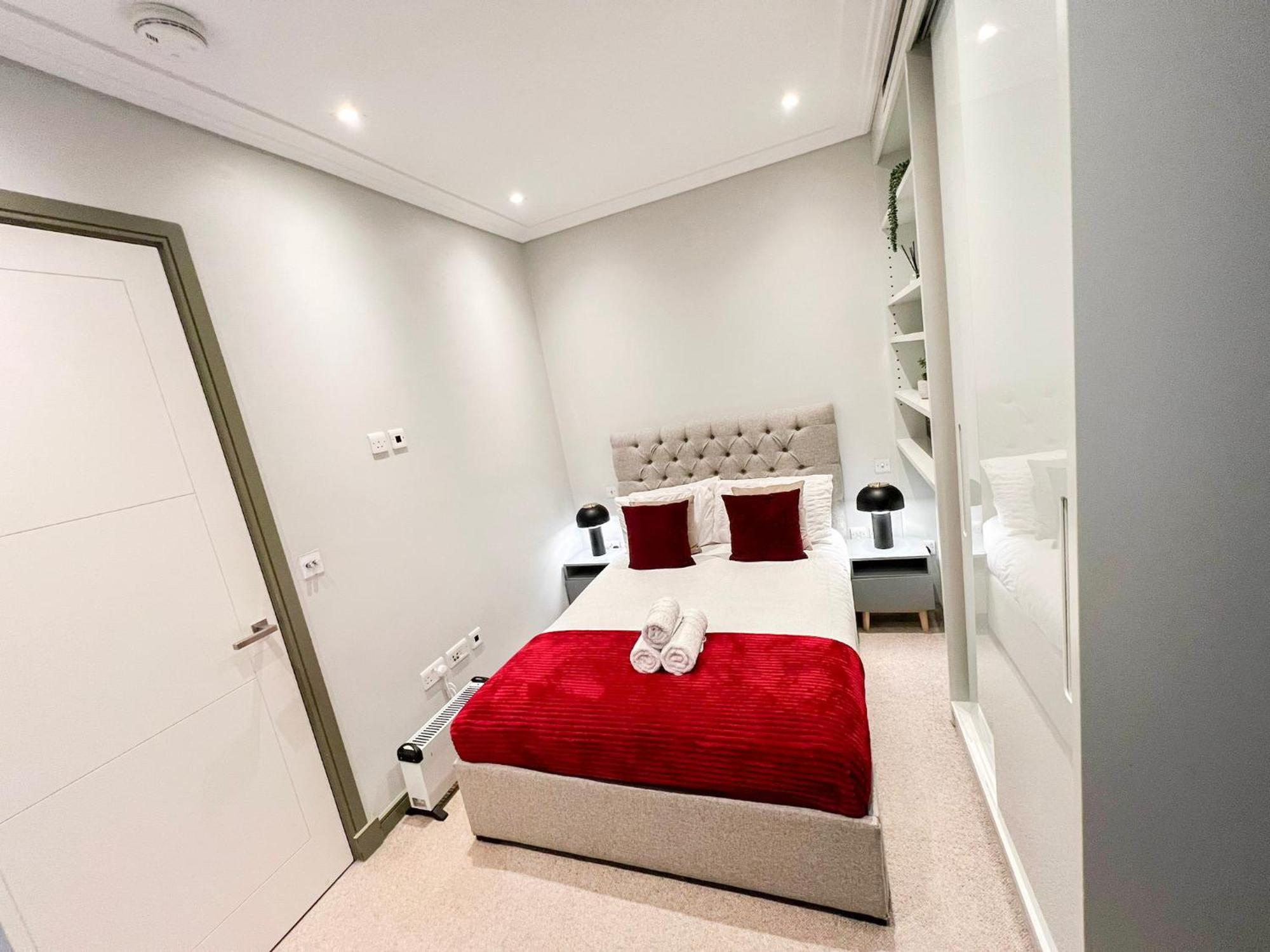 Posh 3 Bedroom Flat With Terrace And Indoor Fireplace In Mayfair, Near Hyde Park London Exterior foto